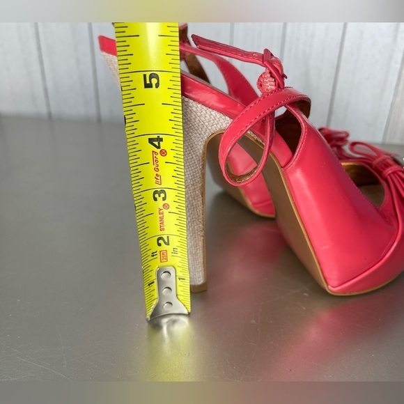 BCBGeneration Womens Patent Pink Leather Pointed Toe Stiletto Heels Size 7.5 - Picture 7 of 7